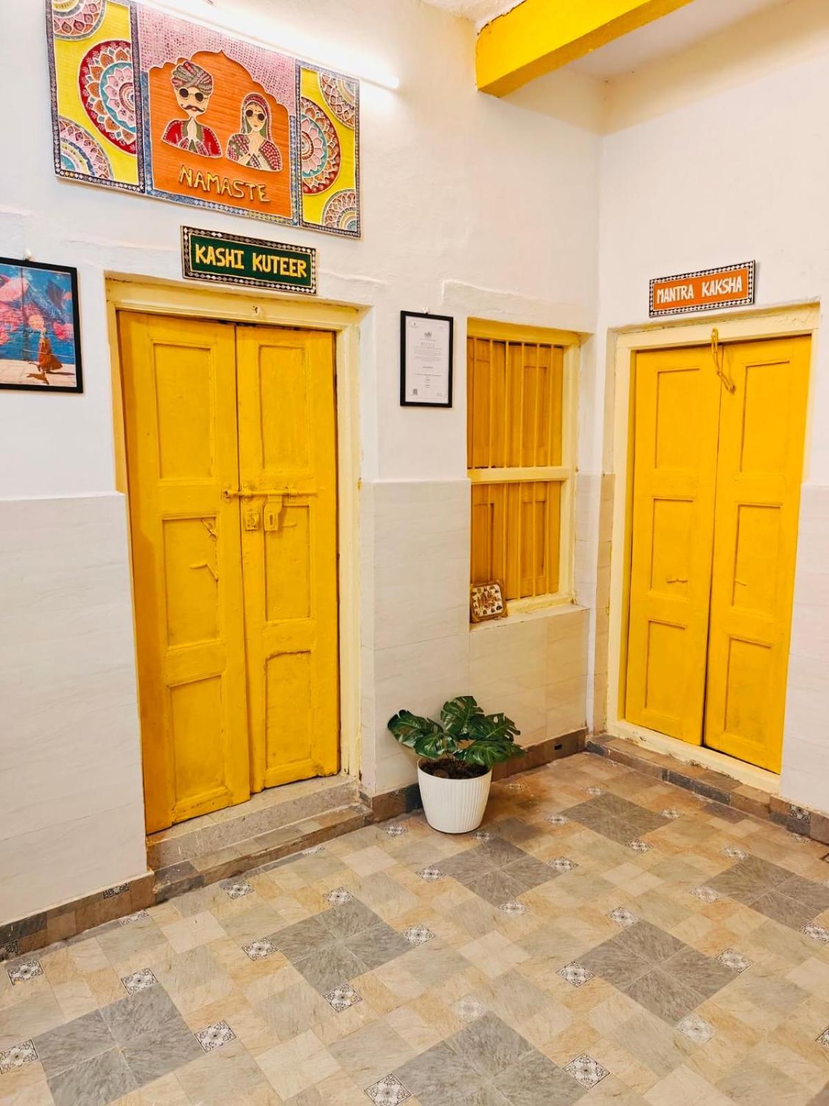 Kailash Heritage Homestay バラナシ エクステリア 写真