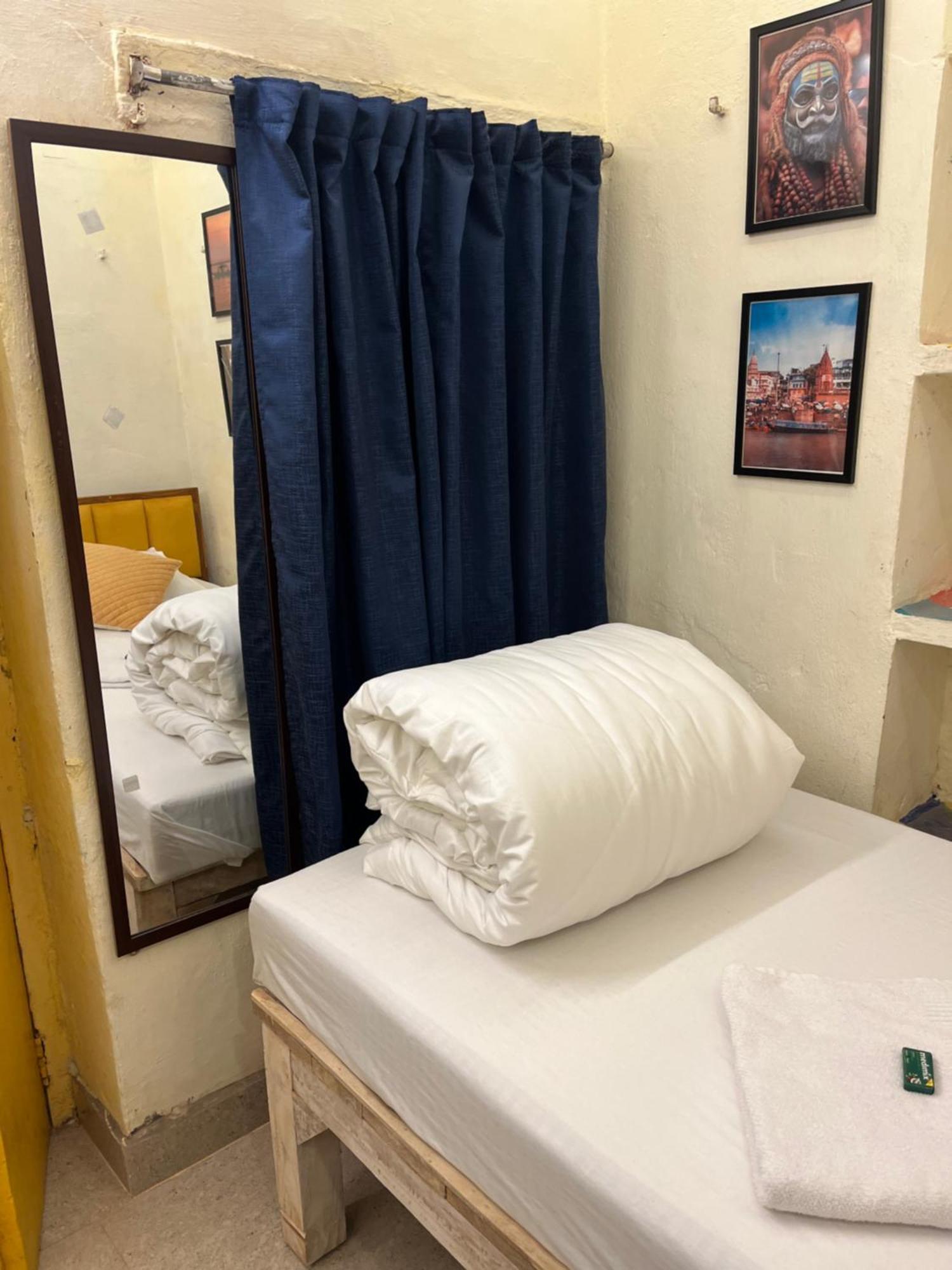 Kailash Heritage Homestay バラナシ エクステリア 写真